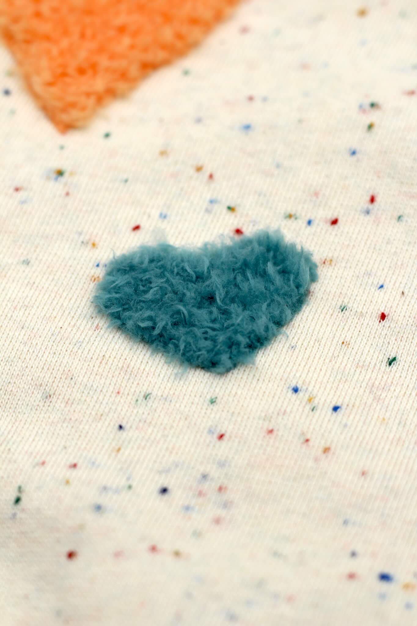 Flauschi Patch – Bunte Herzen Mix