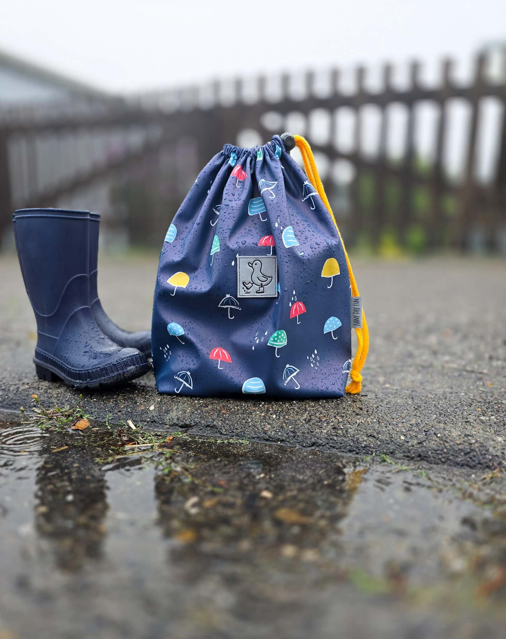 Eine Tasche mit Reflektor Patch Ente