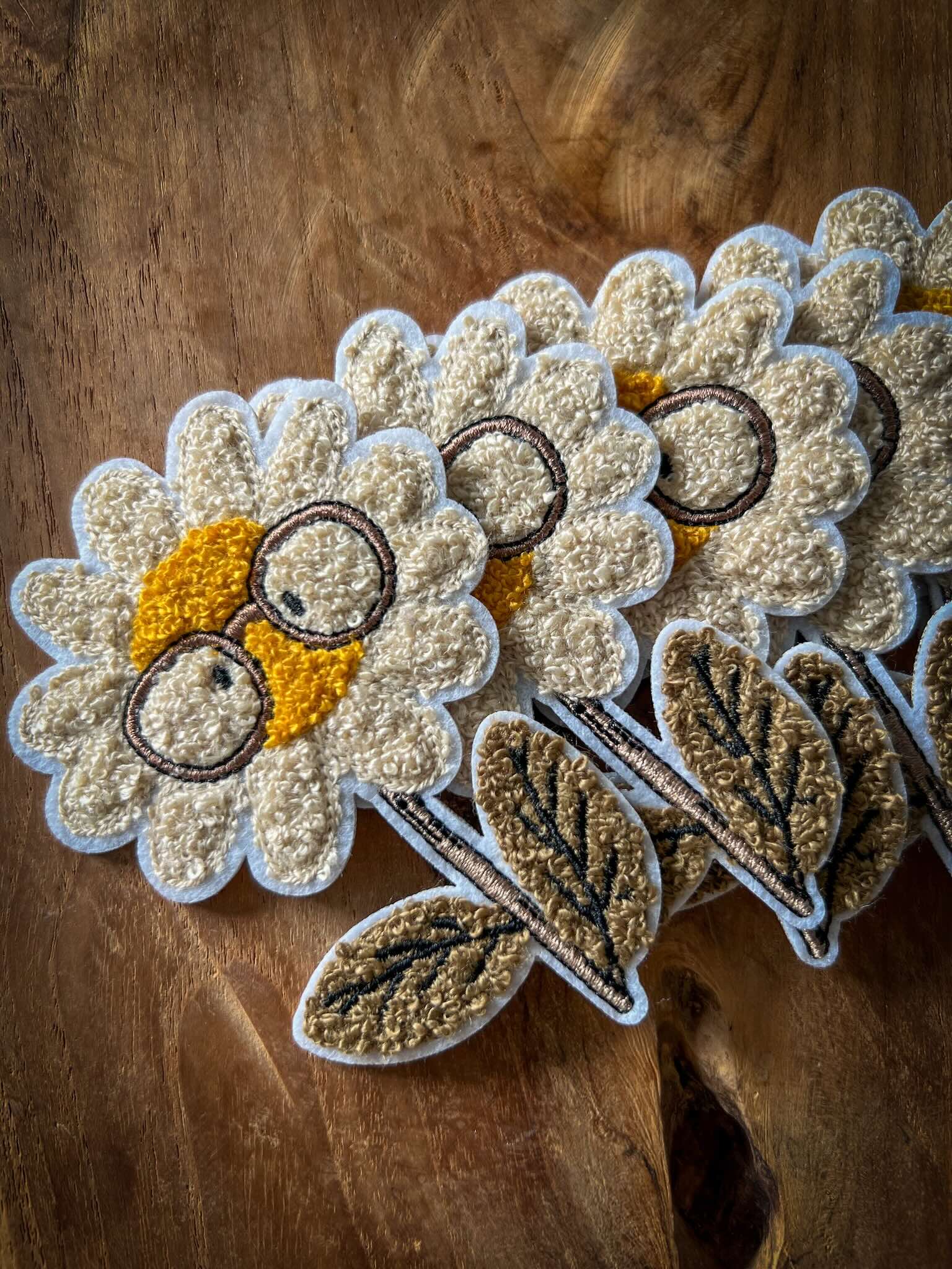 Chenille Patch - Gustav Gänseblümchen