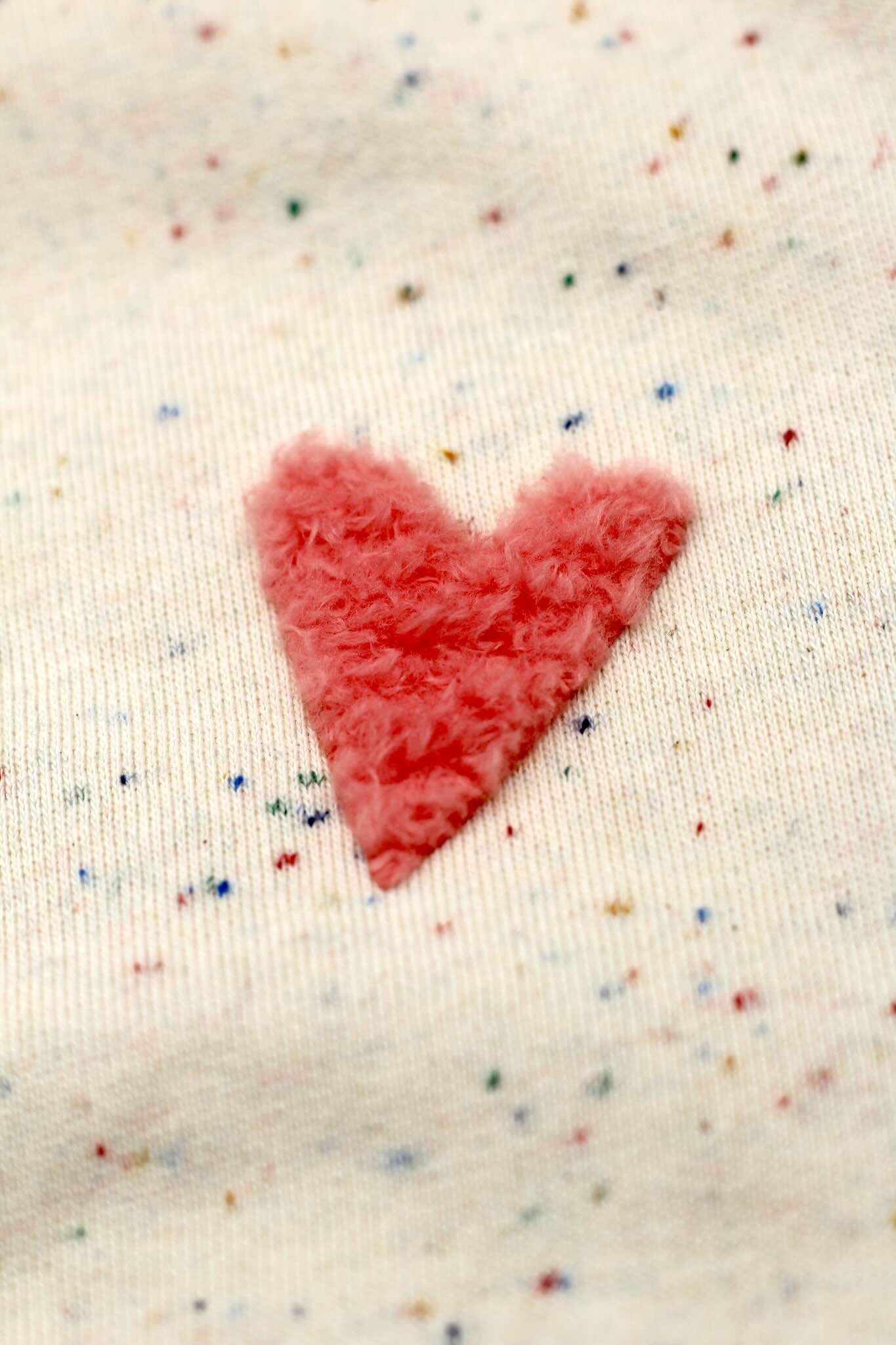Flauschi Patch – Bunte Herzen Mix